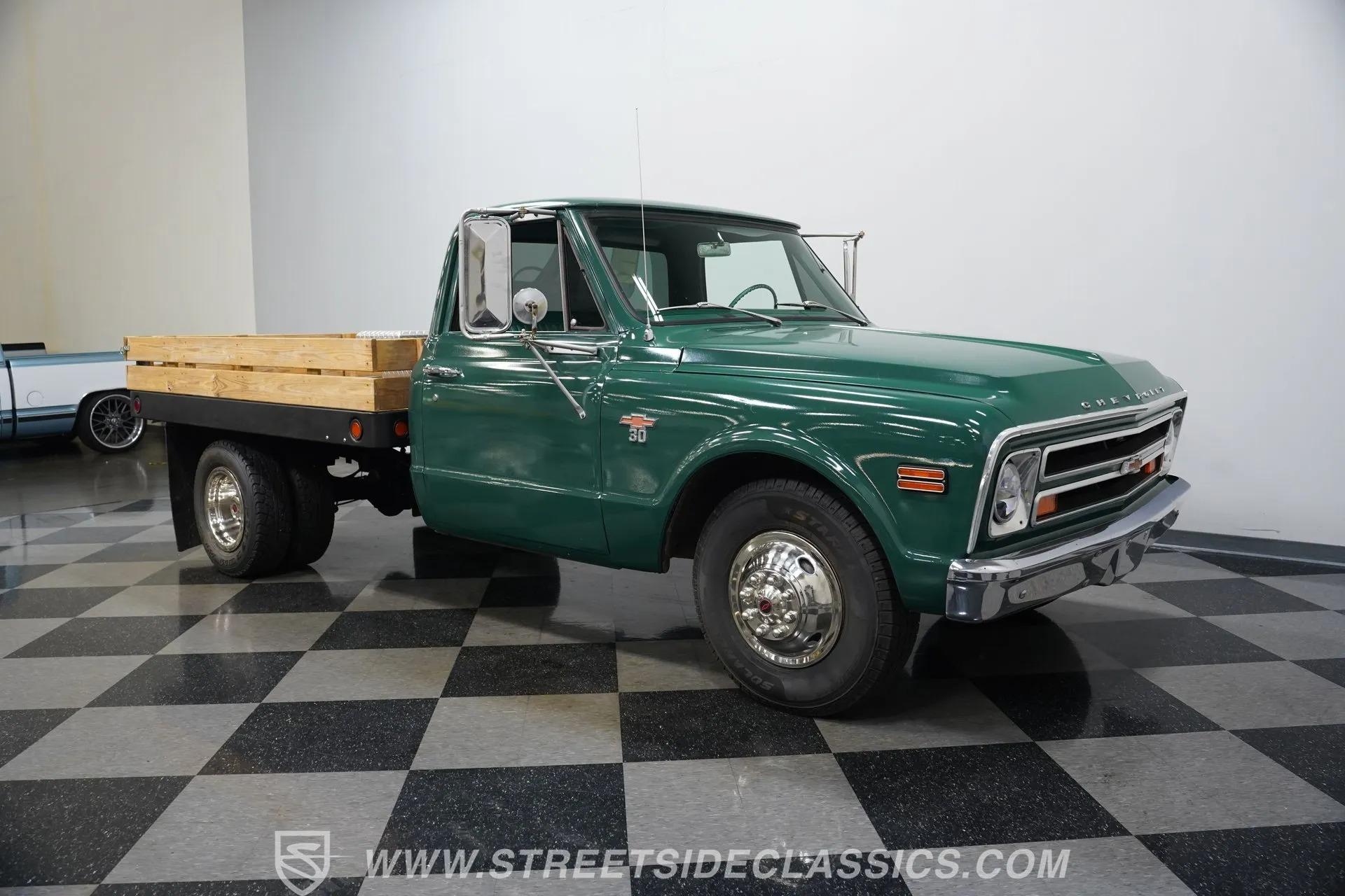 1968 Chevrolet C30 Flatbed Dually