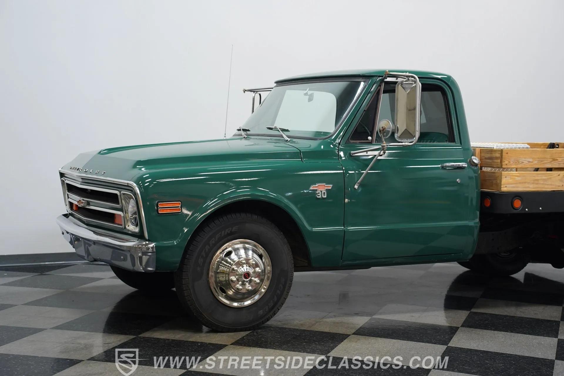1968 Chevrolet C30 Flatbed Dually