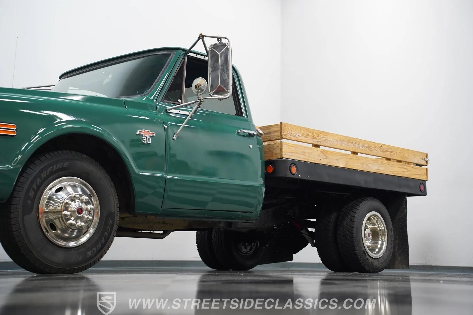1968 Chevrolet C30 Flatbed Dually