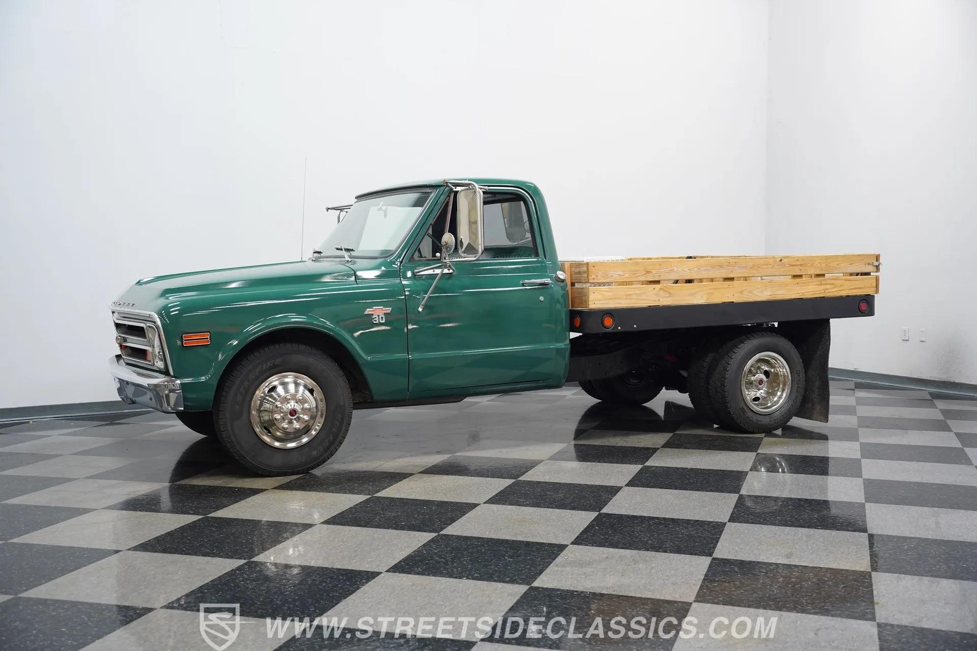 1968 Chevrolet C30 Flatbed Dually - 5