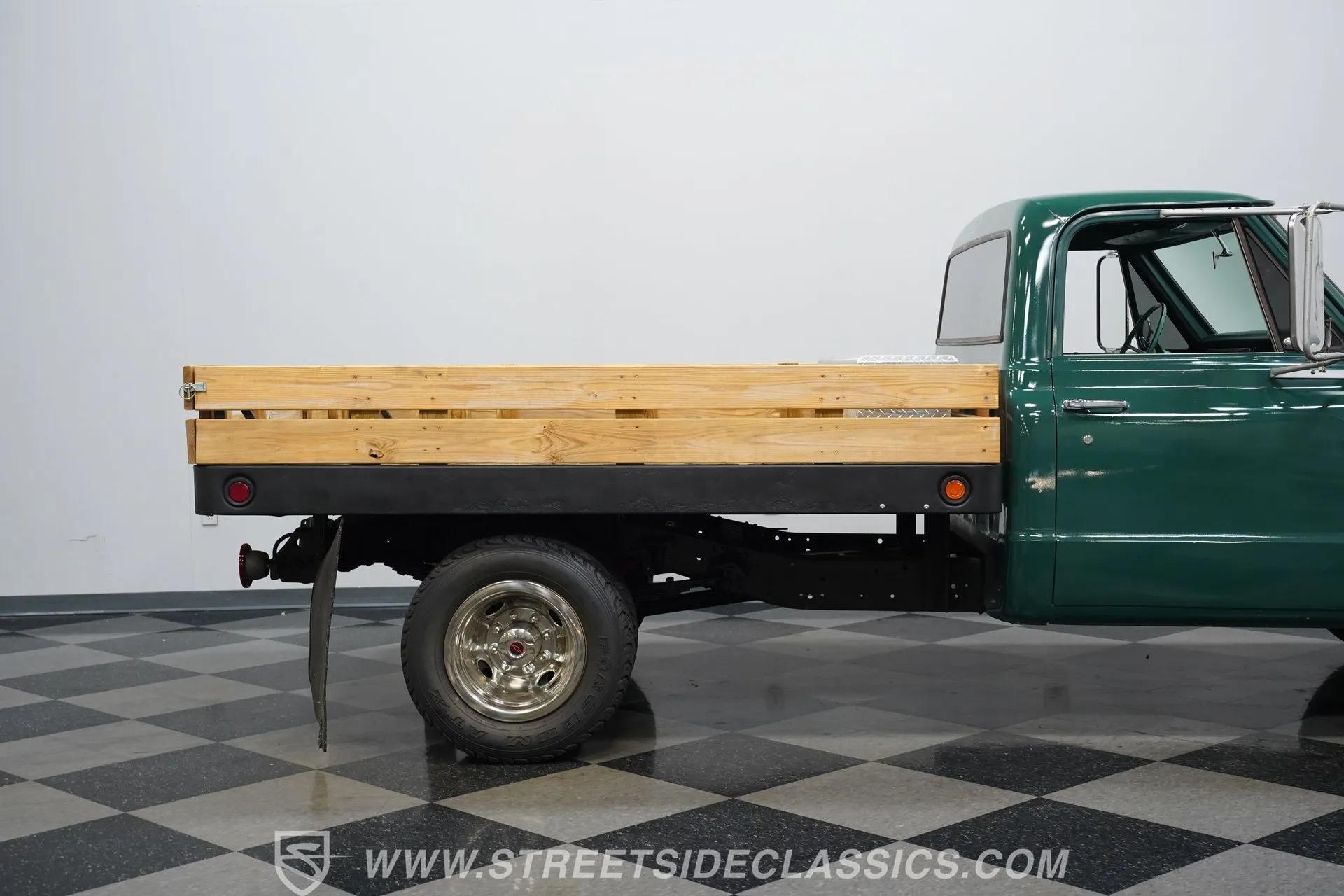 1968 Chevrolet C30 Flatbed Dually
