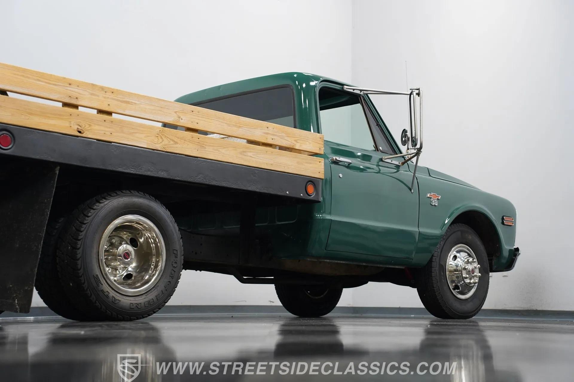 1968 Chevrolet C30 Flatbed Dually