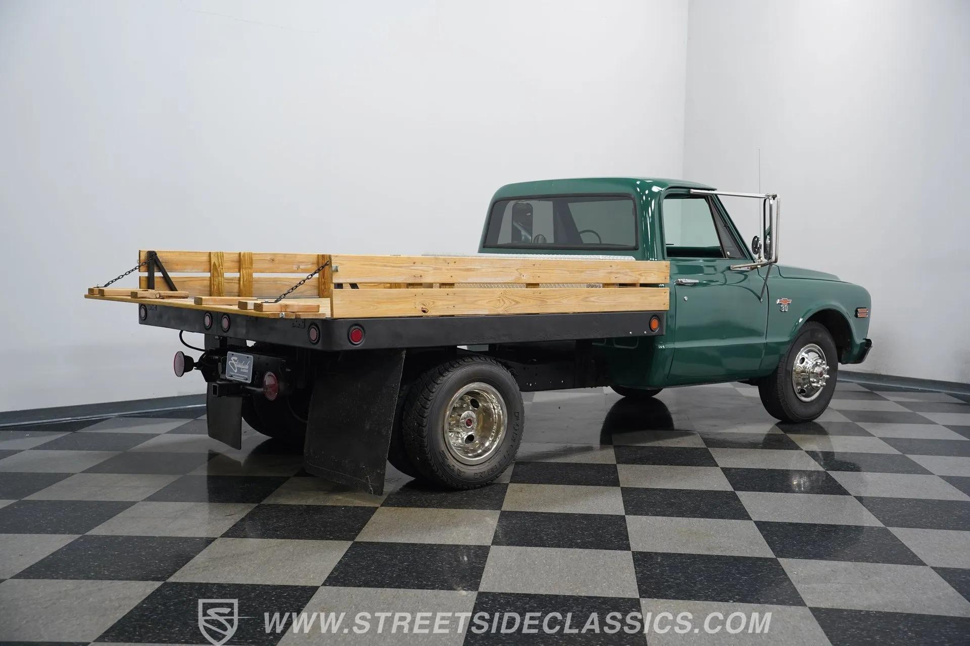 1968 Chevrolet C30 Flatbed Dually