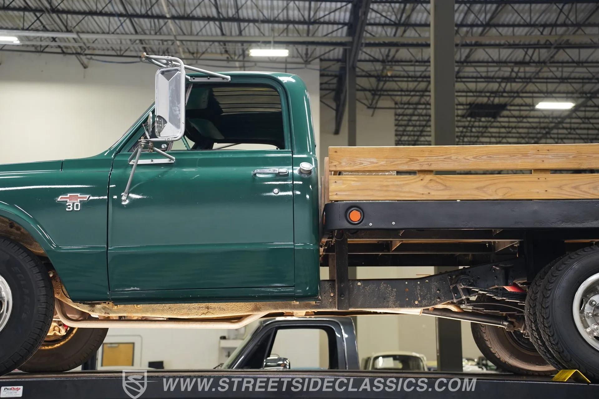 1968 Chevrolet C30 Flatbed Dually