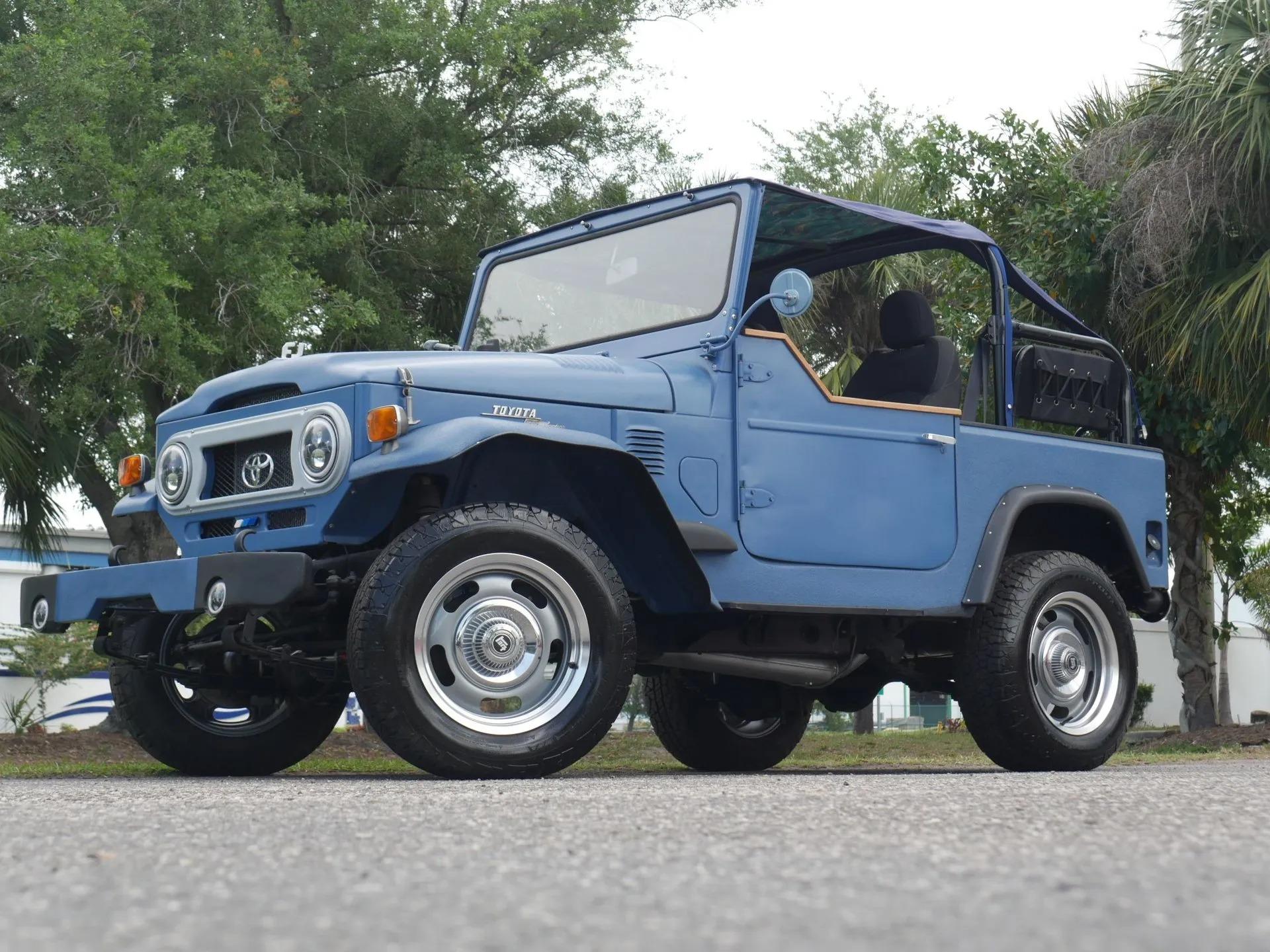 1972 Toyota Land Cruiser FJ40 - 3