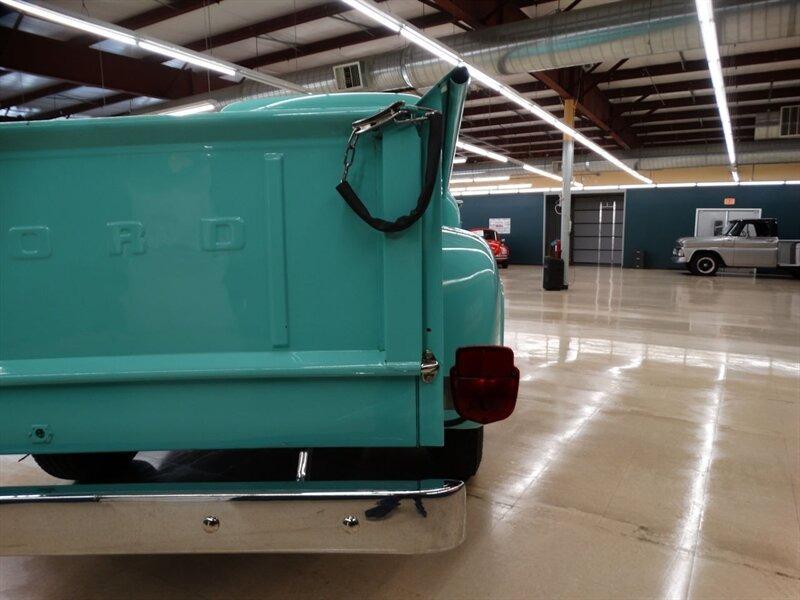 1955 Ford F-250