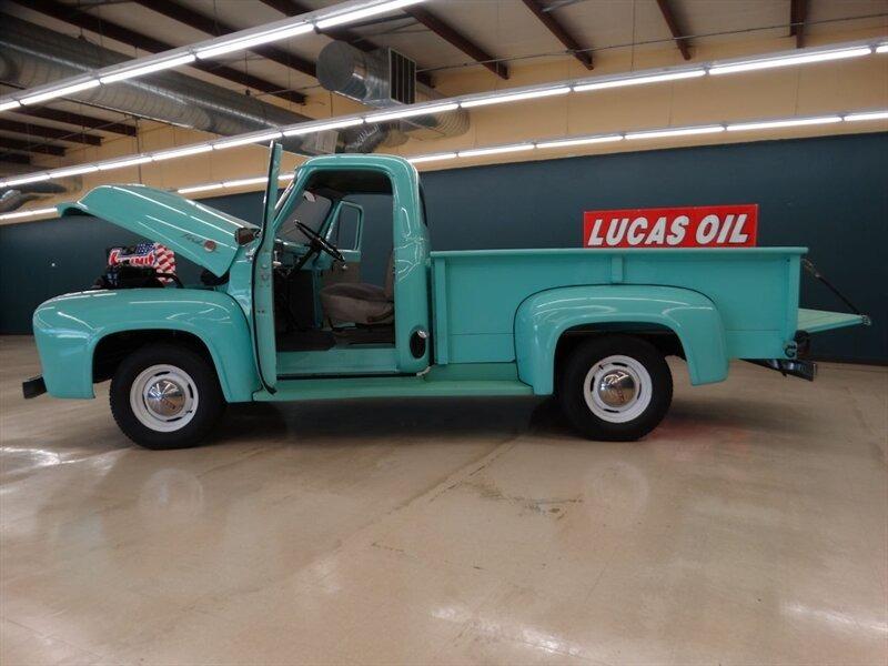 1955 Ford F-250