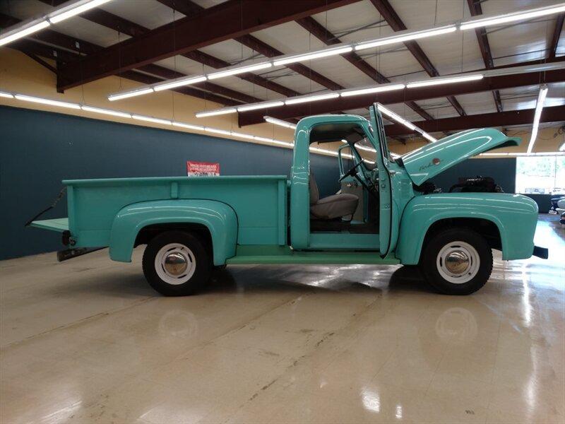 1955 Ford F-250