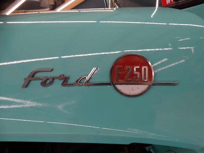 1955 Ford F-250