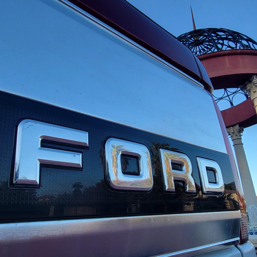 1996 Ford F-150 XLT Lariat