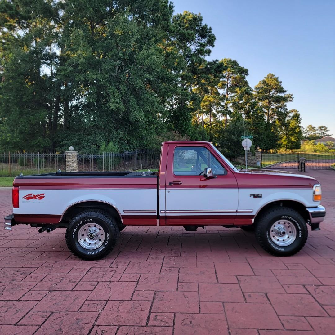 1996 Ford F-150 XLT Lariat - 2