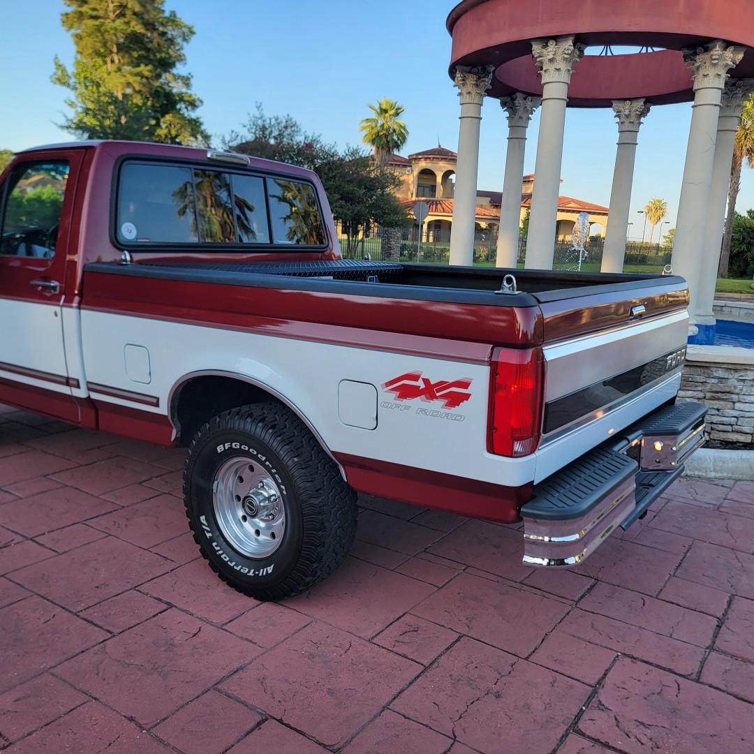 1996 Ford F-150 XLT Lariat - 4