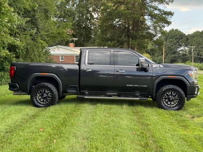 2020 GMC Sierra 2500HD Denali - 2