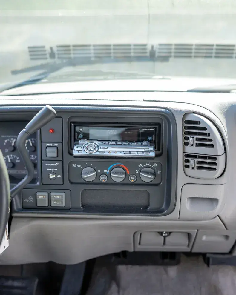 1998 Chevrolet K1500 Silverado - 3