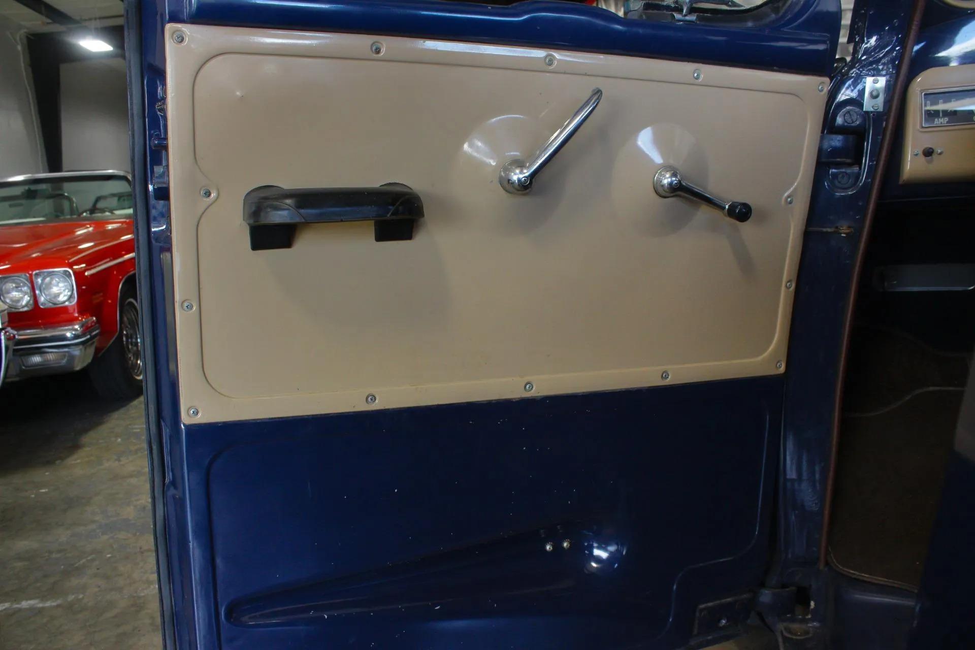1951 Studebaker 2R10-22 Pickup