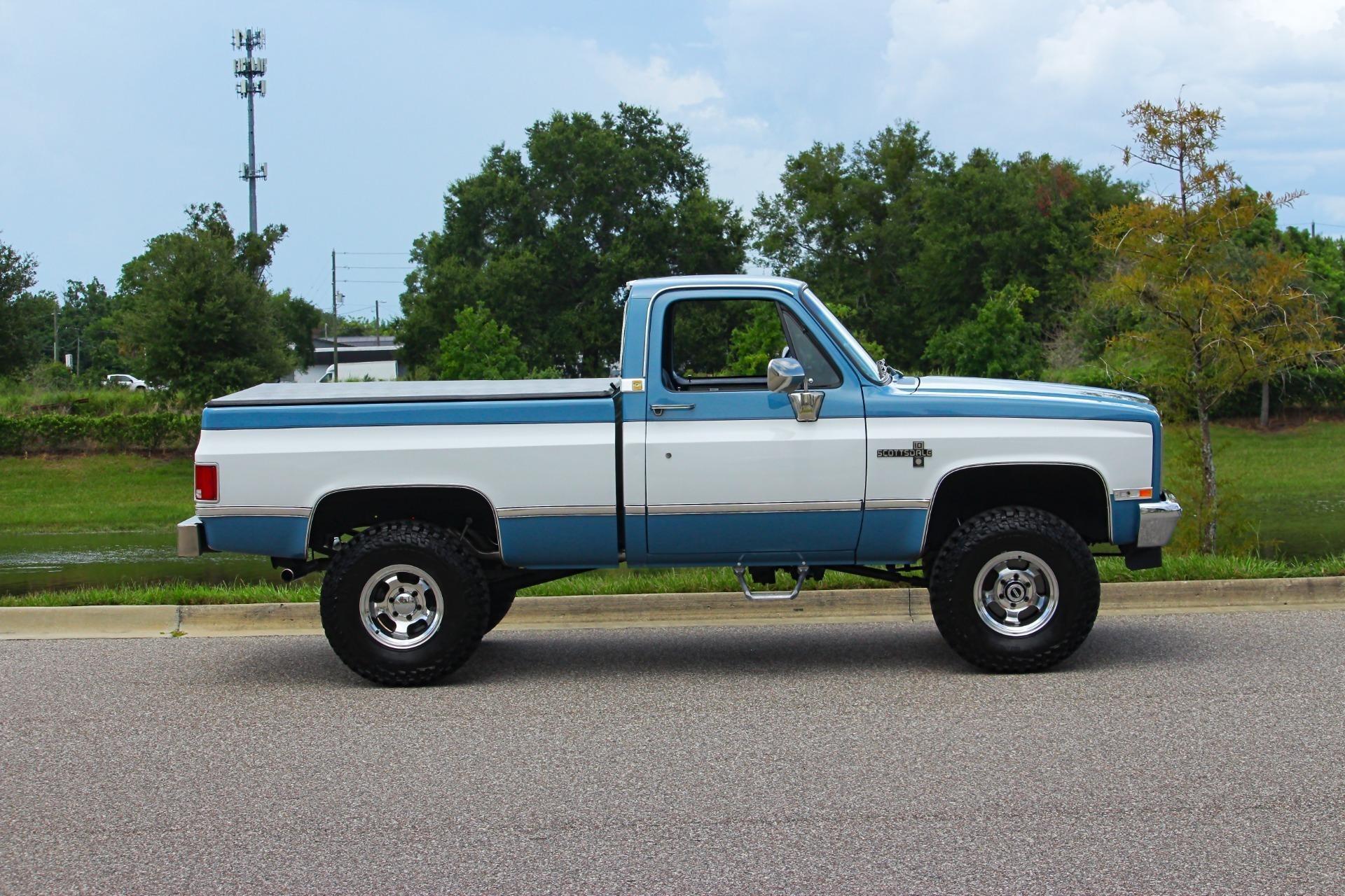 1984 Chevrolet K10 Scottsdale Silverado - 2