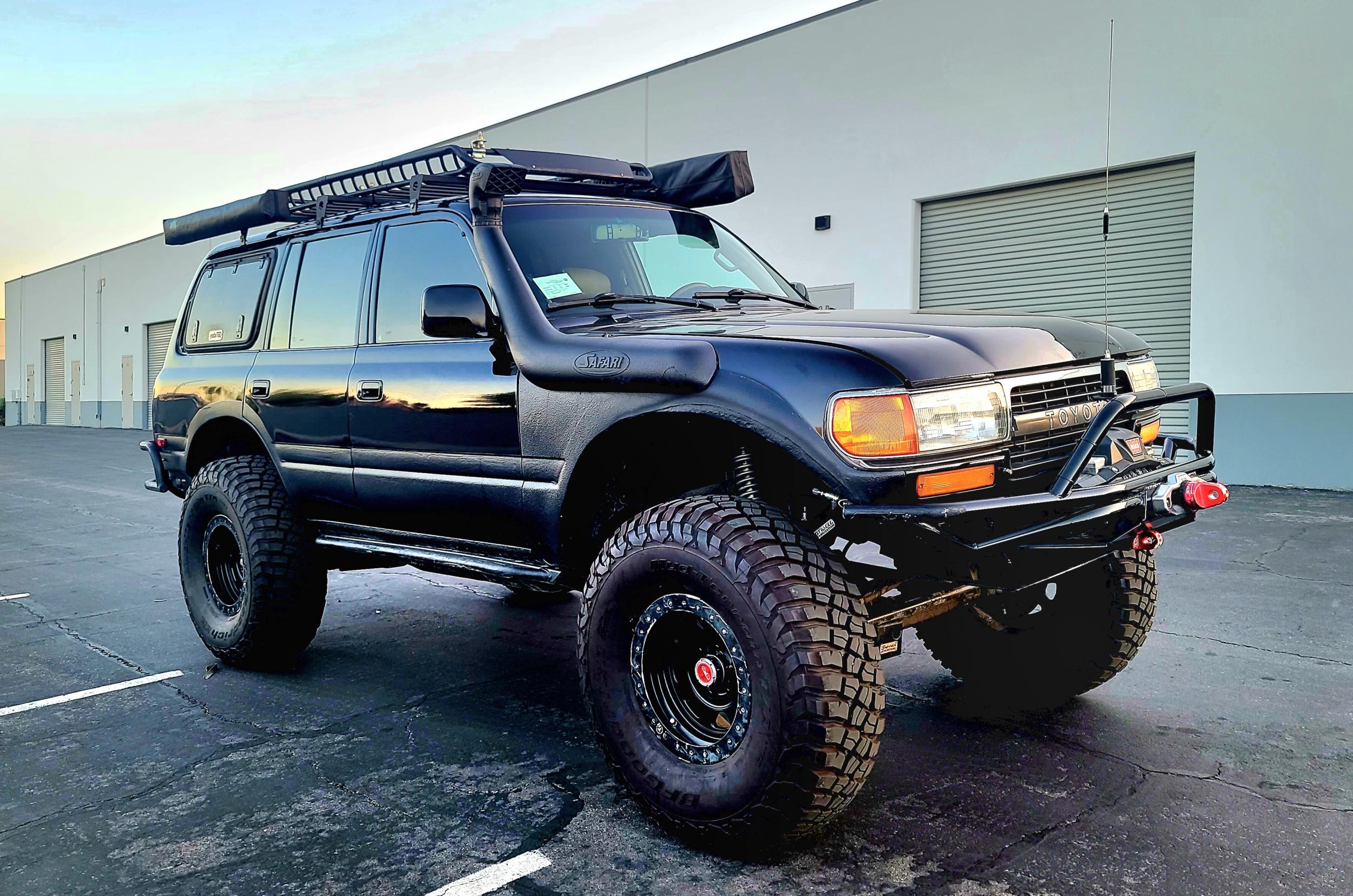  Toyota Land Cruiser
