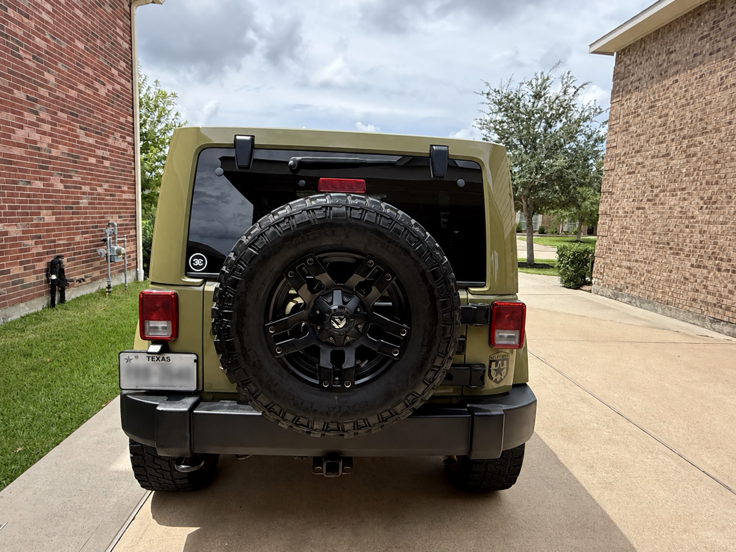 2013 Jeep Wrangler Sahara - 4