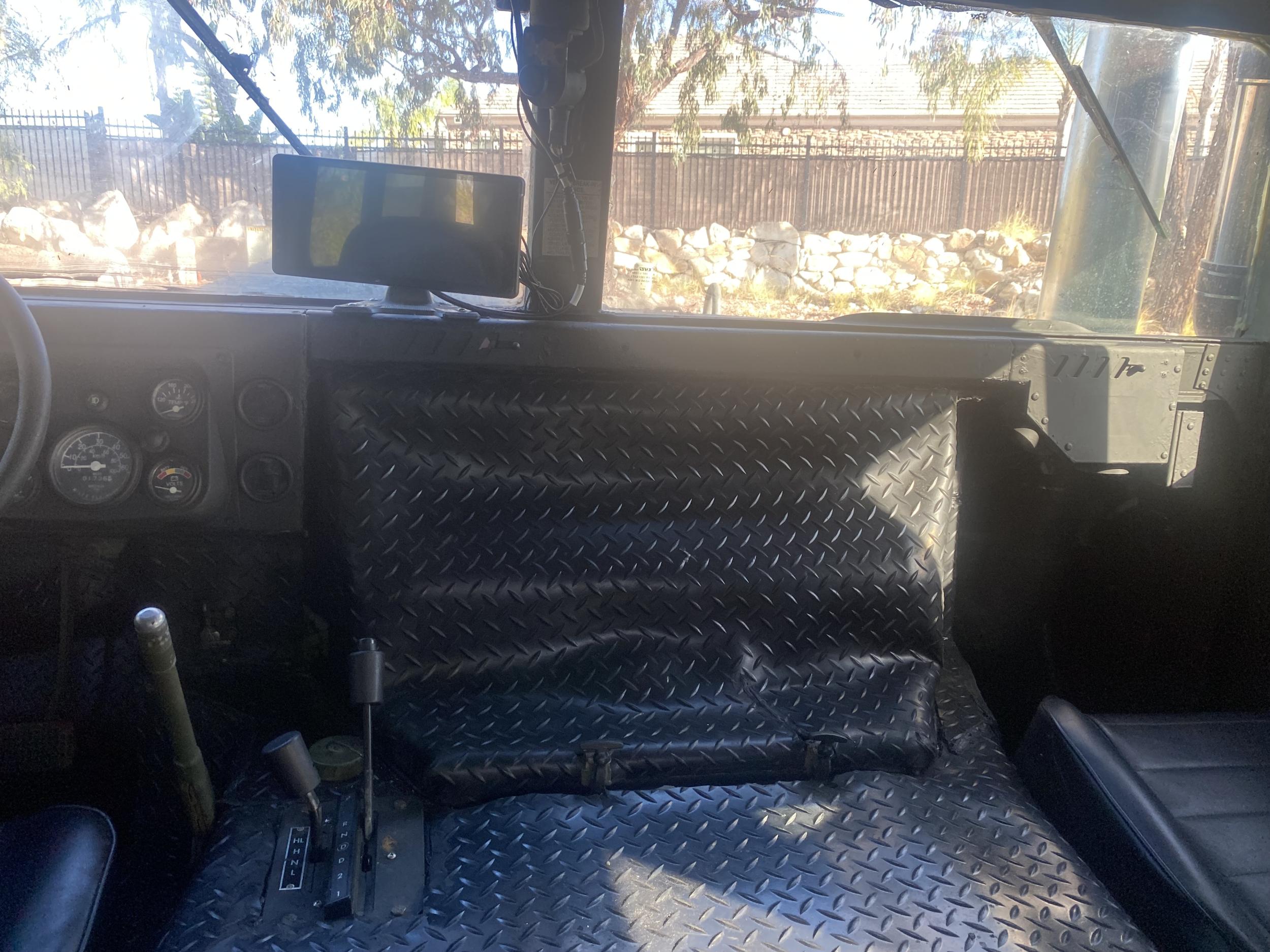 1993 AM General M998 HMMWV