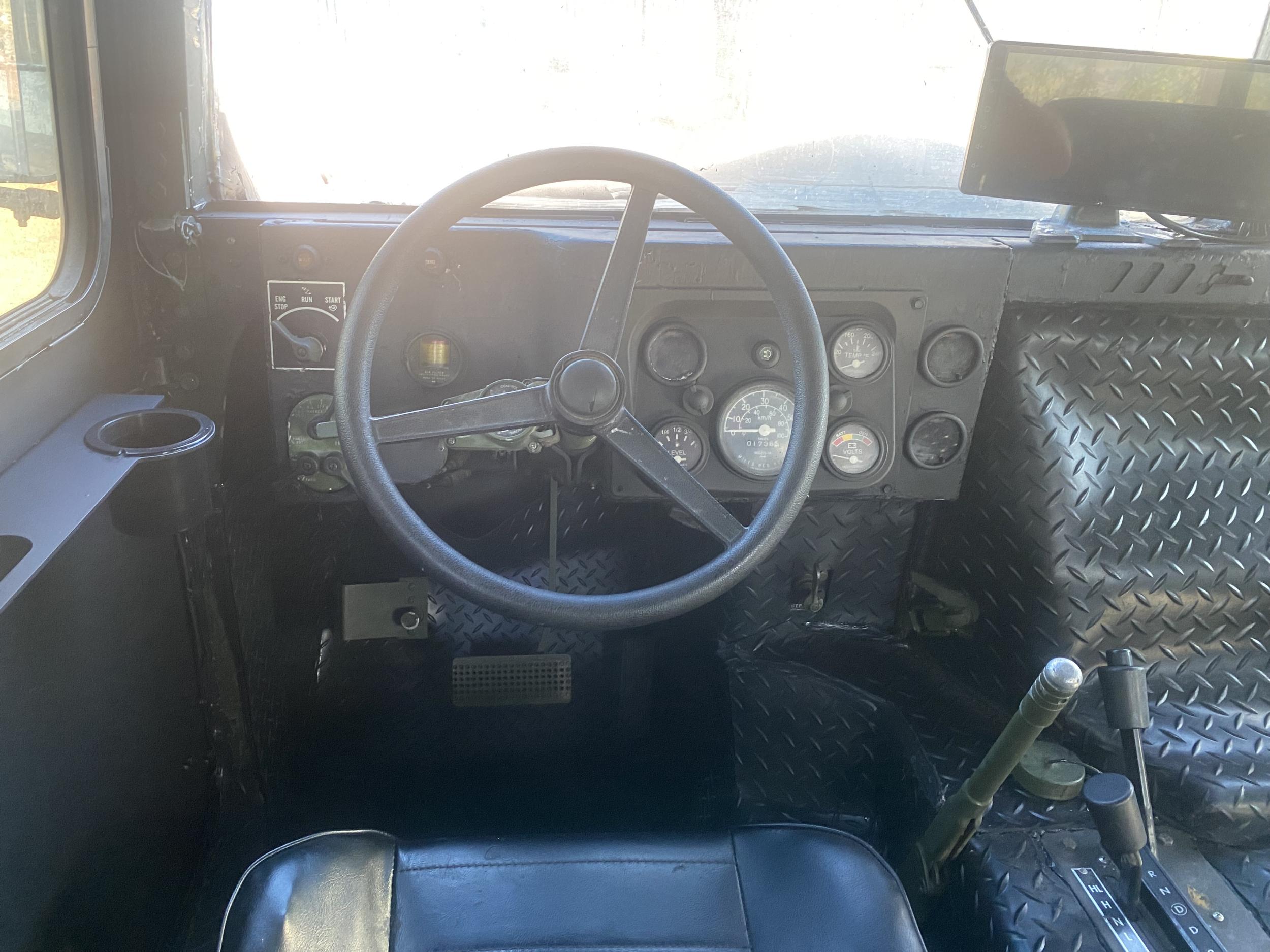 1993 AM General M998 HMMWV