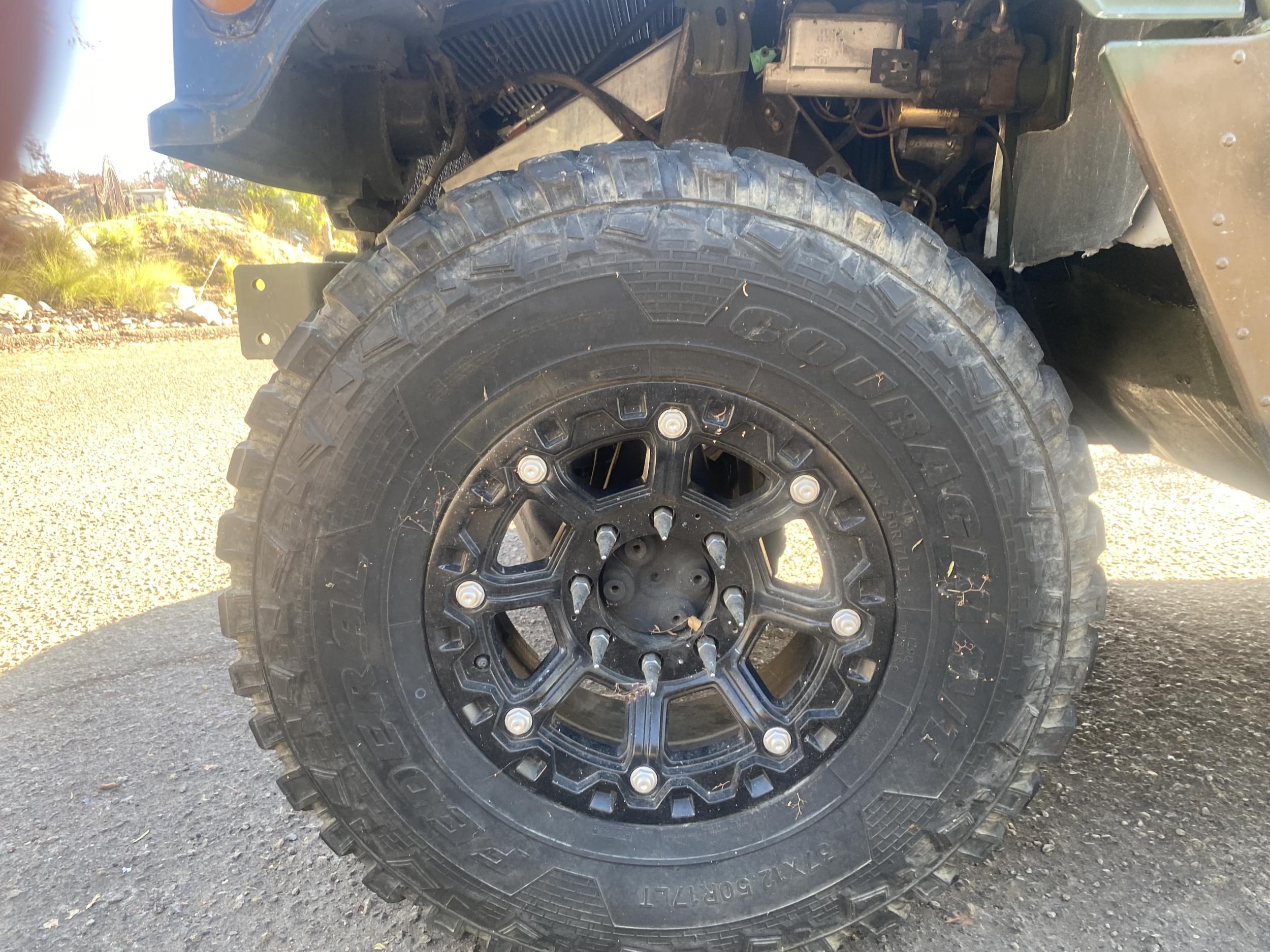 1993 AM General M998 HMMWV
