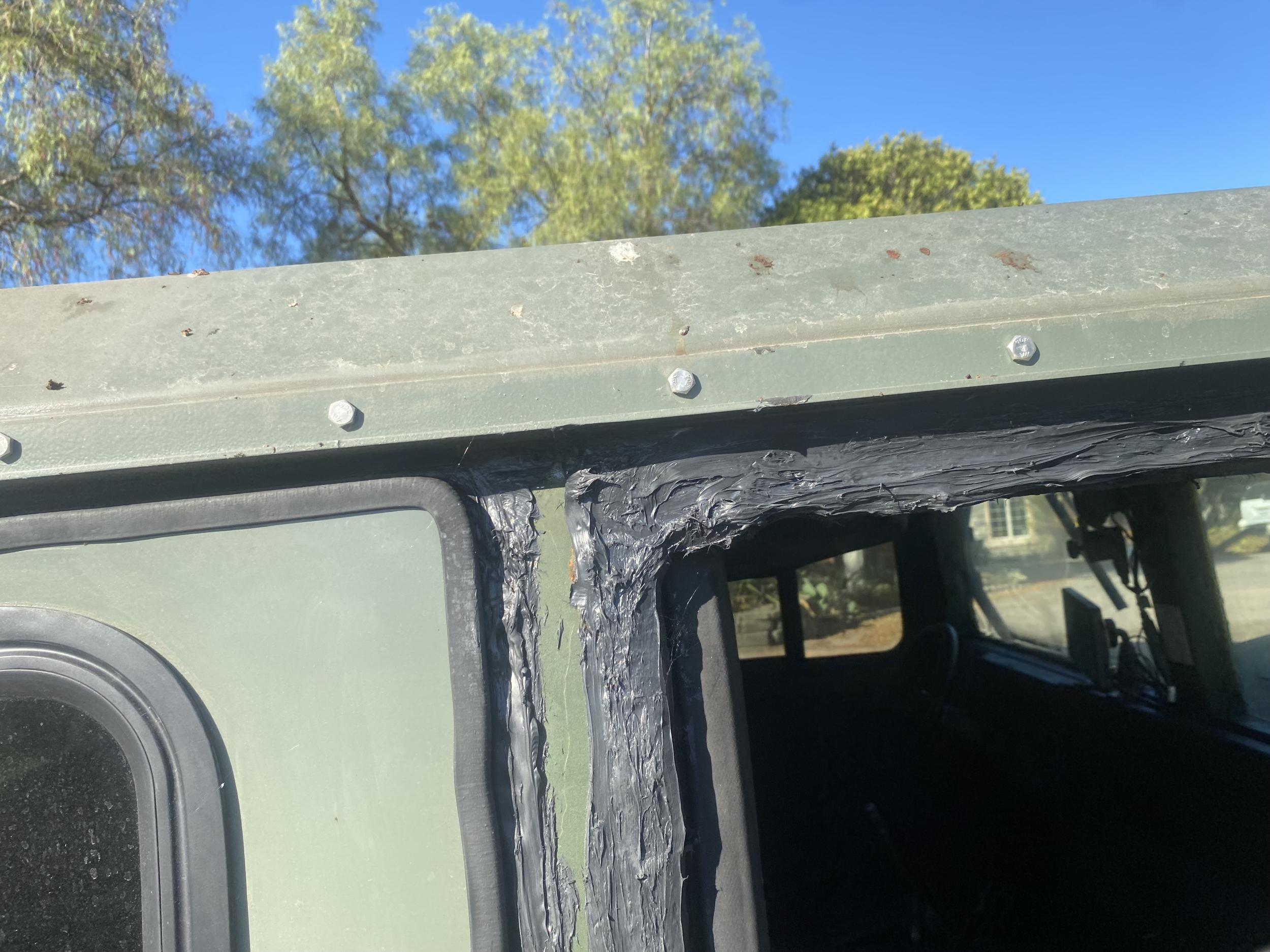 1993 AM General M998 HMMWV