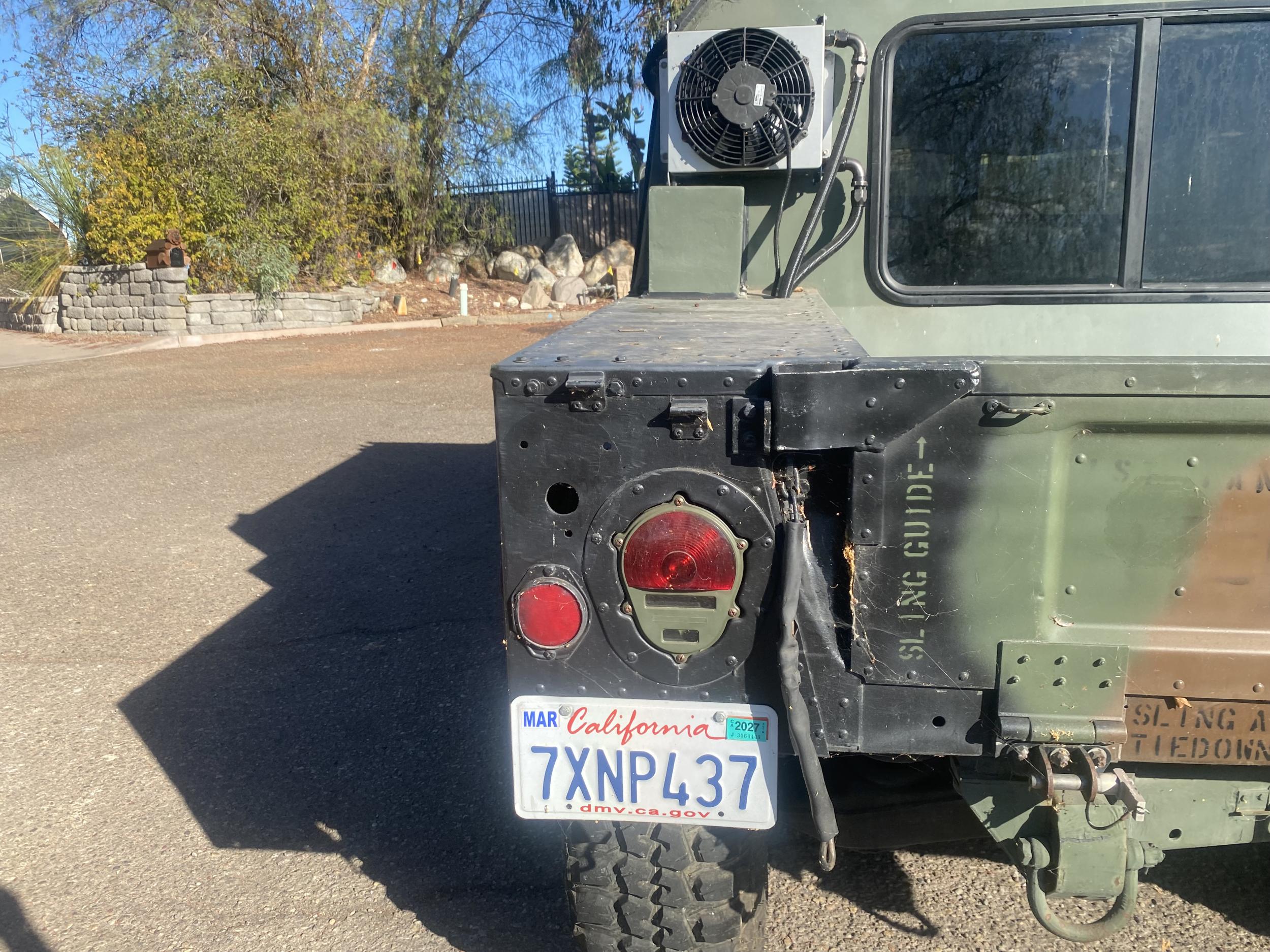 1993 AM General M998 HMMWV