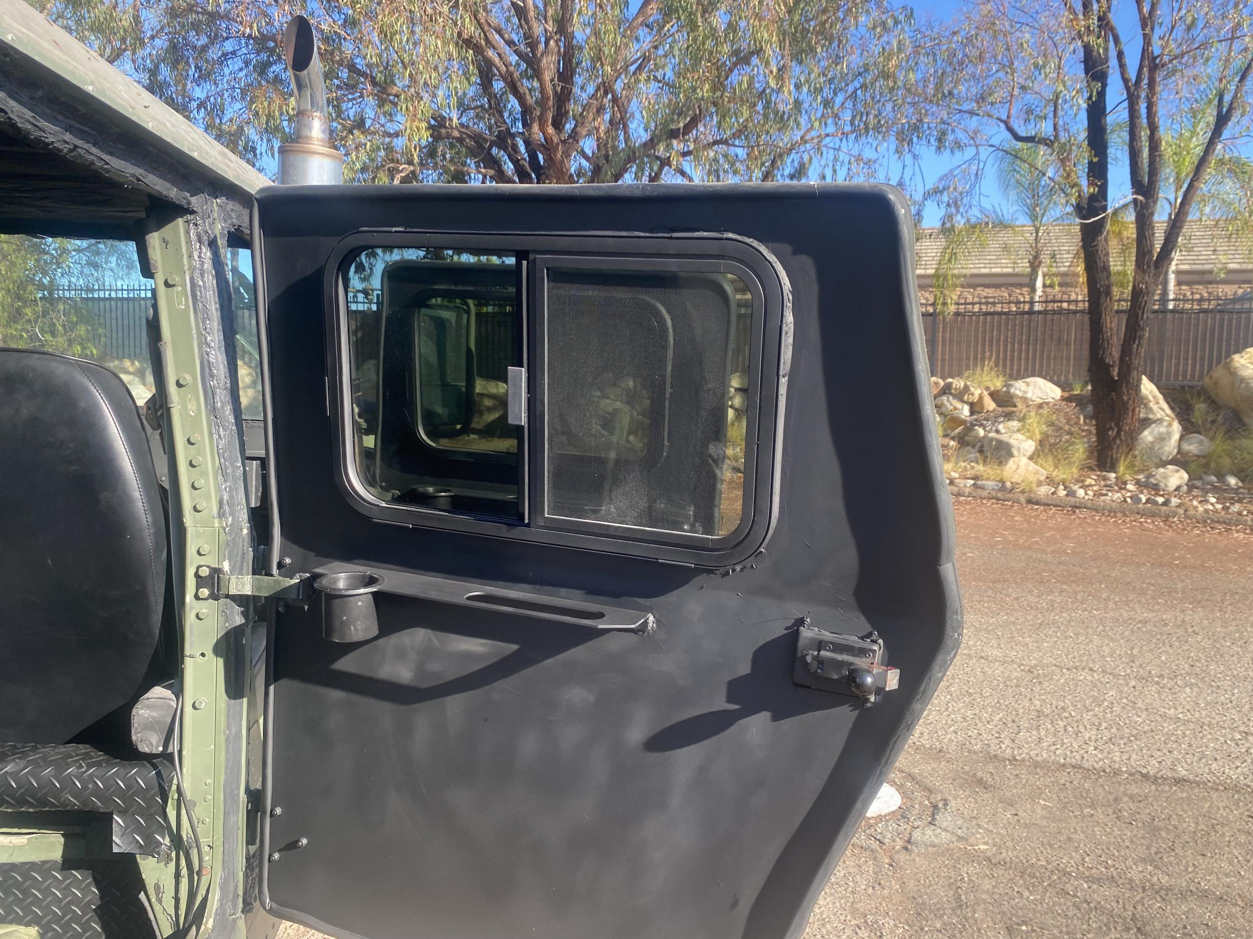1993 AM General M998 HMMWV
