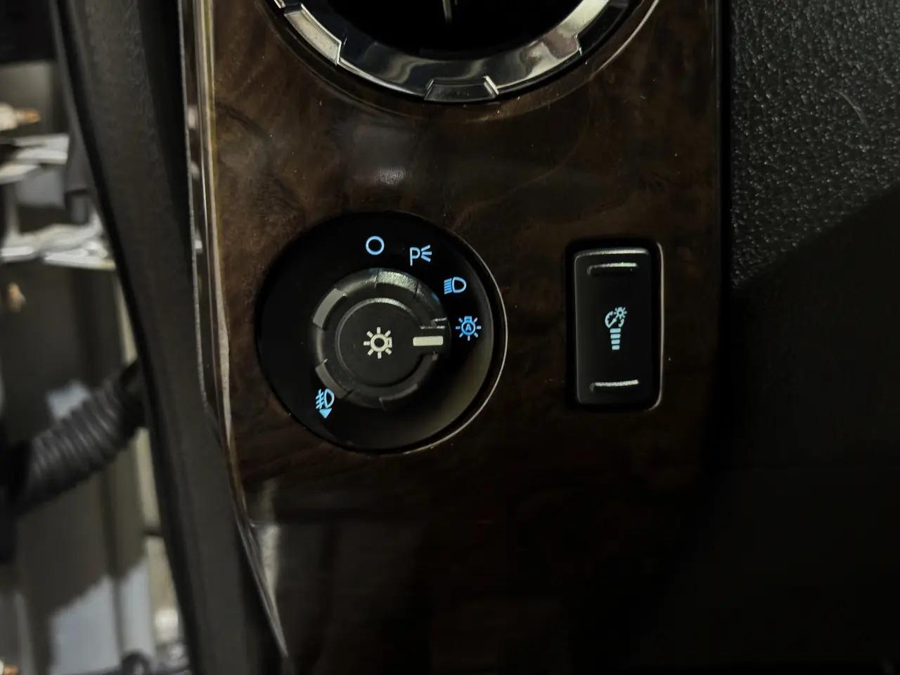 2014 Ford F-250 Super Duty Platinum