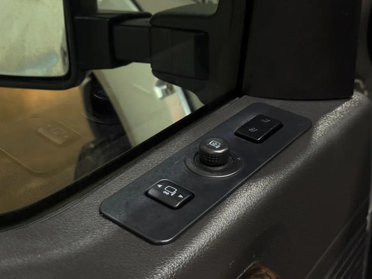 2014 Ford F-250 Super Duty Platinum
