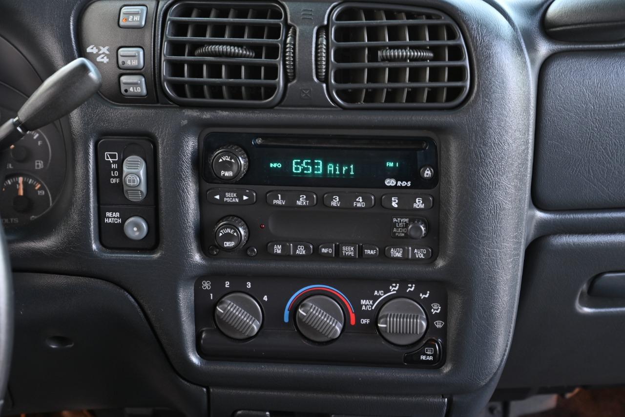 2002 Chevrolet S-10 Blazer 4x4