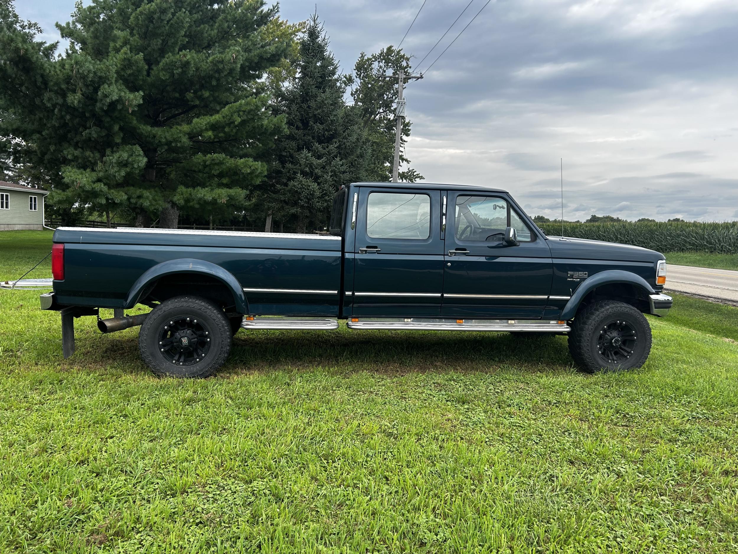 1996 Ford F-350 XLT - 2