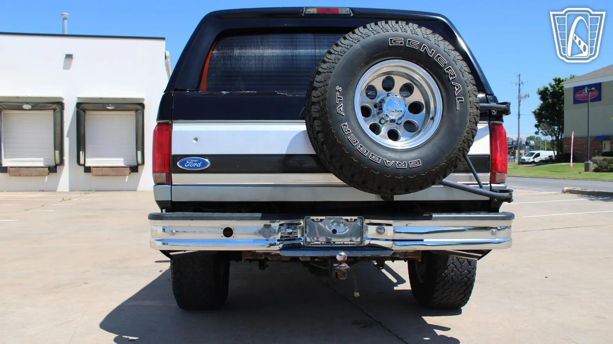 1993 Ford Bronco XLT