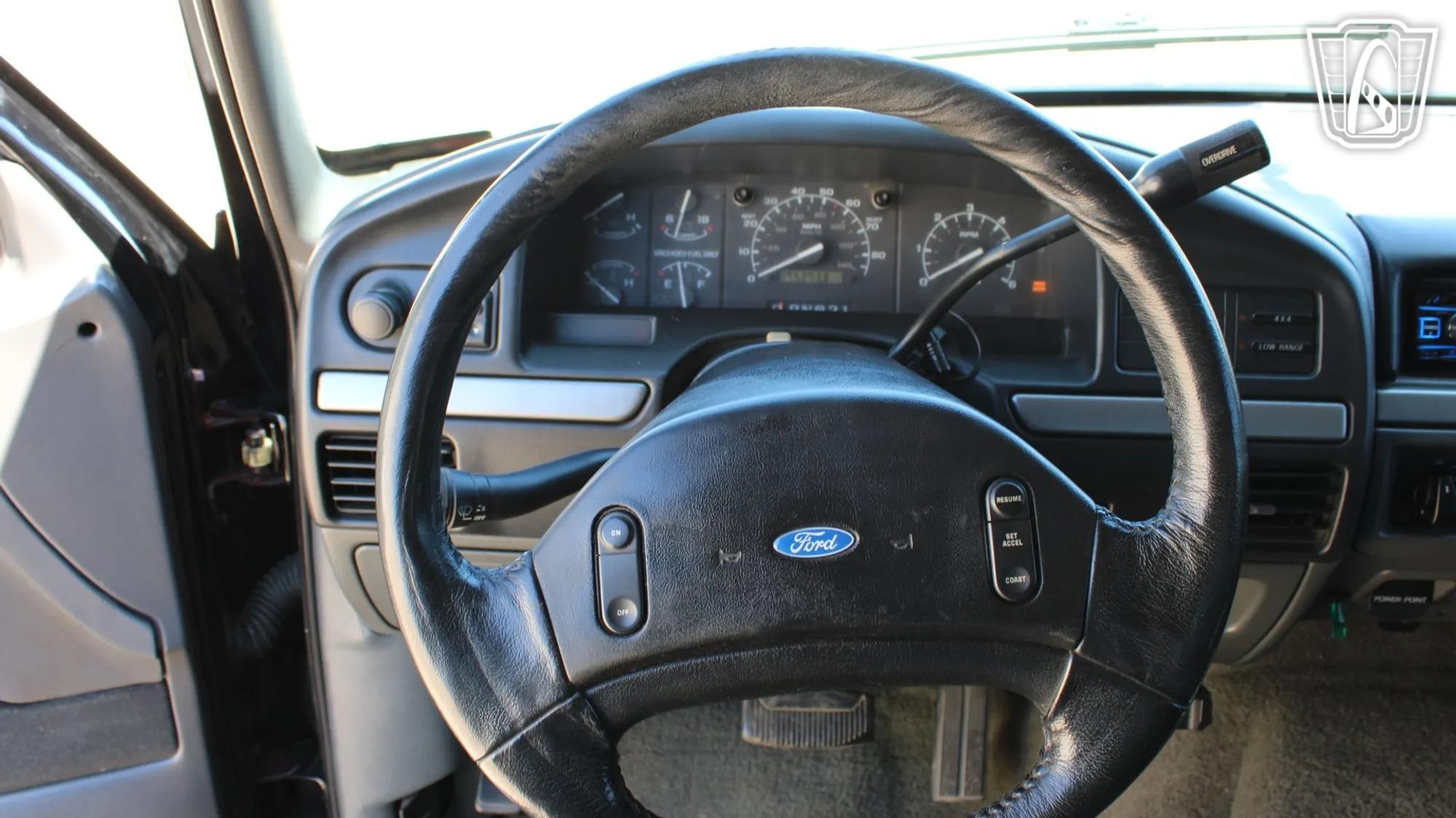 1993 Ford Bronco XLT