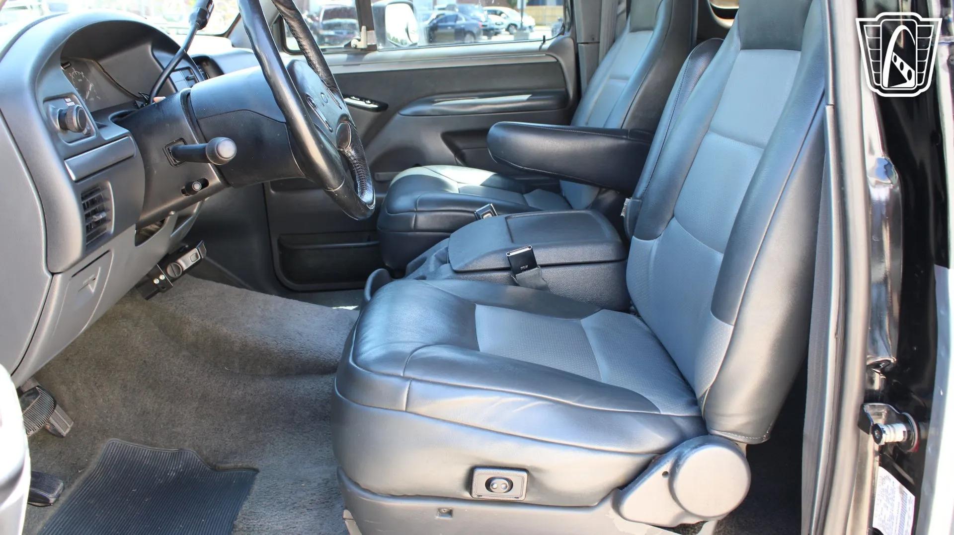 1993 Ford Bronco XLT