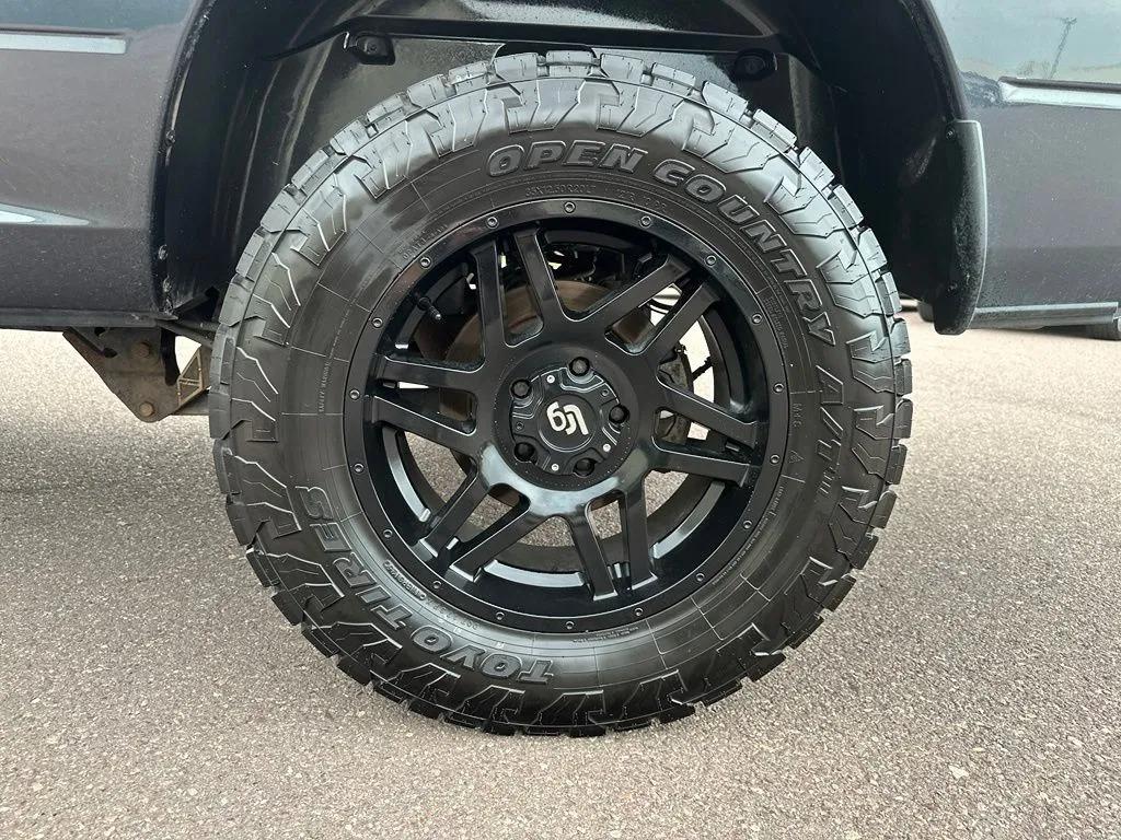 2017 Ram 1500 SLT