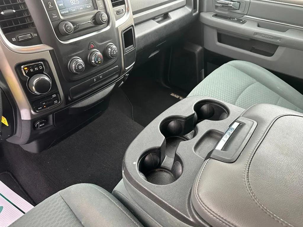 2017 Ram 1500 SLT