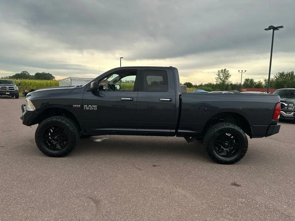 2017 Ram 1500 SLT