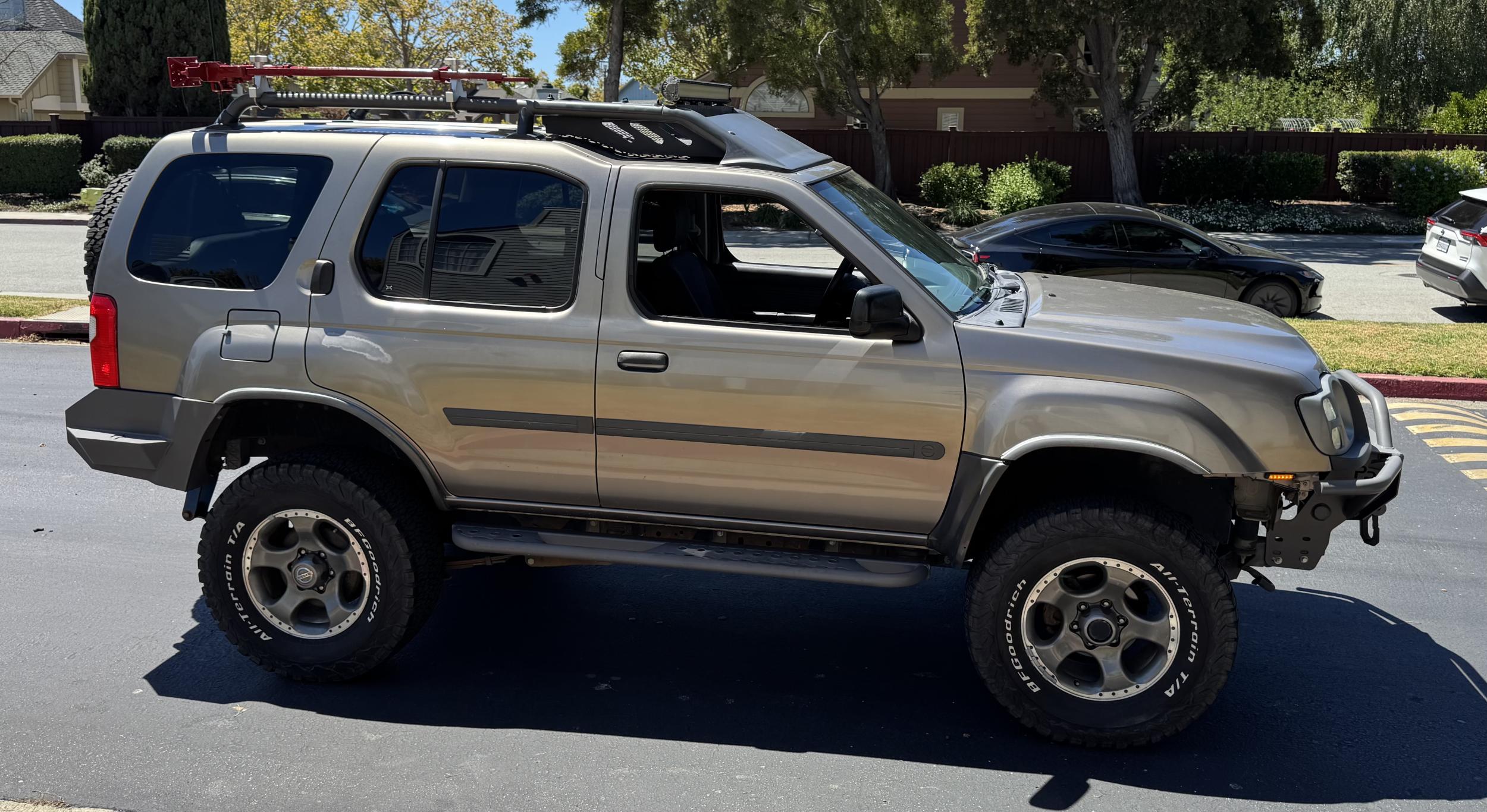 2004 Nissan Xterra - 2