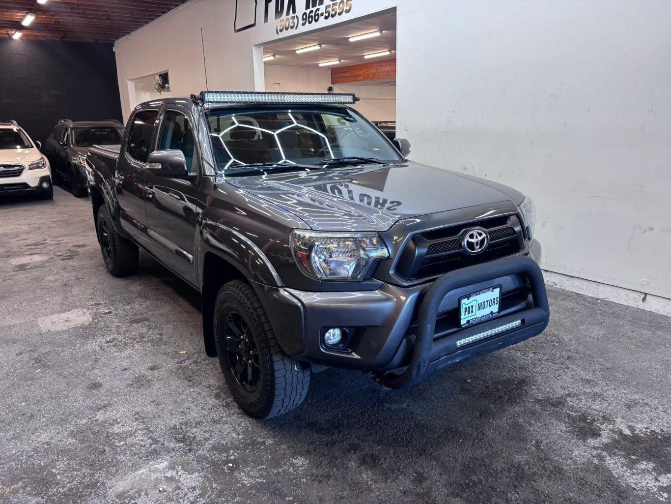 2015 Toyota Tacoma V6 - 2