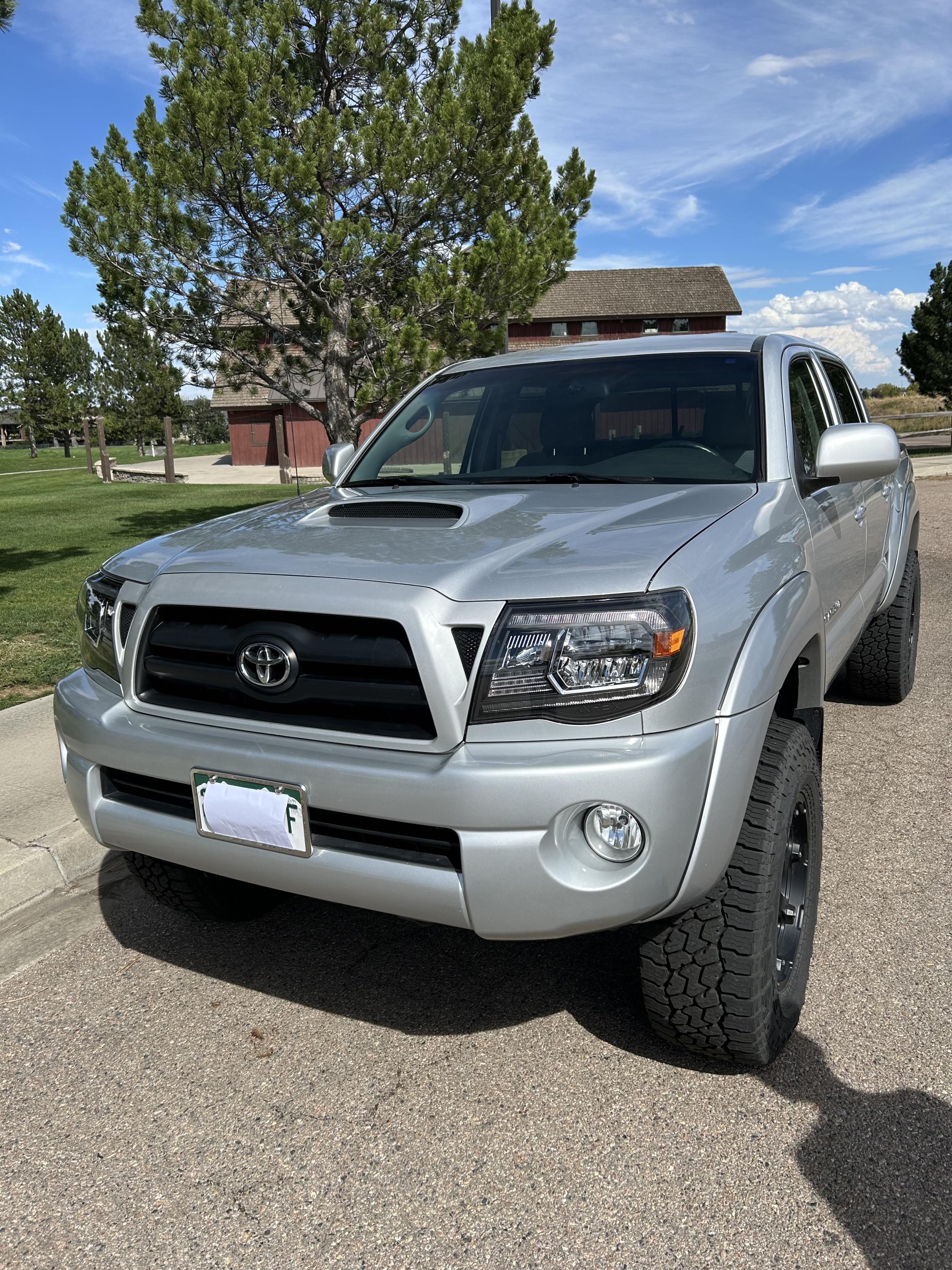  Toyota Tacoma