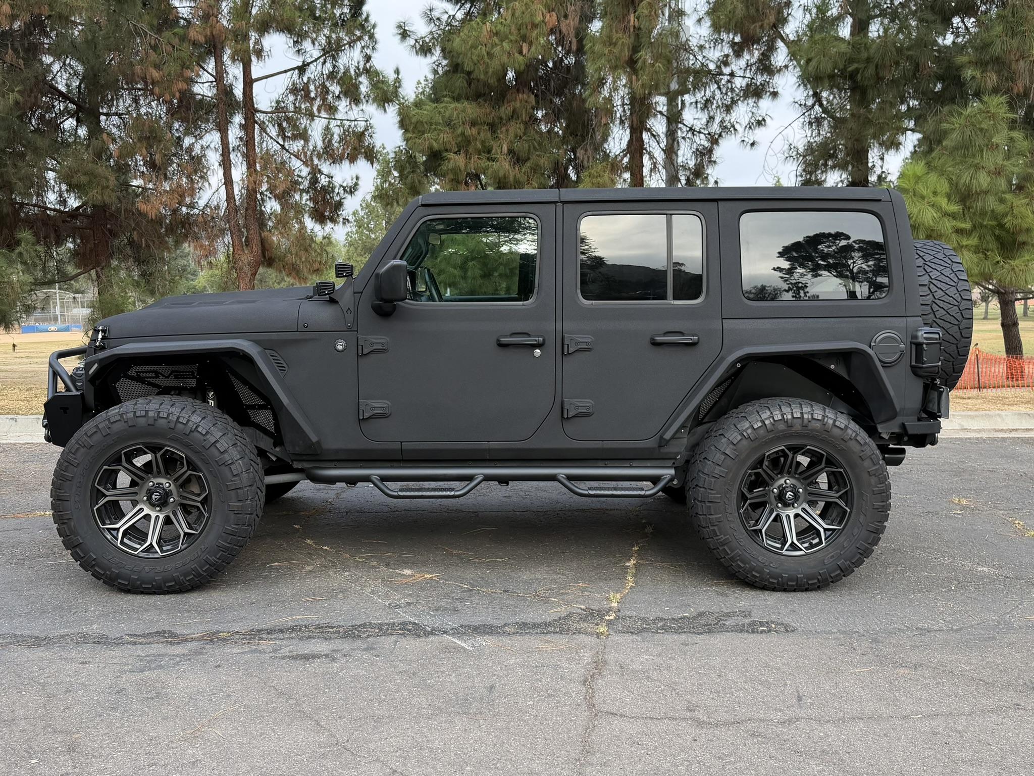 2019 Jeep Wrangler Unlimited Sport - 2