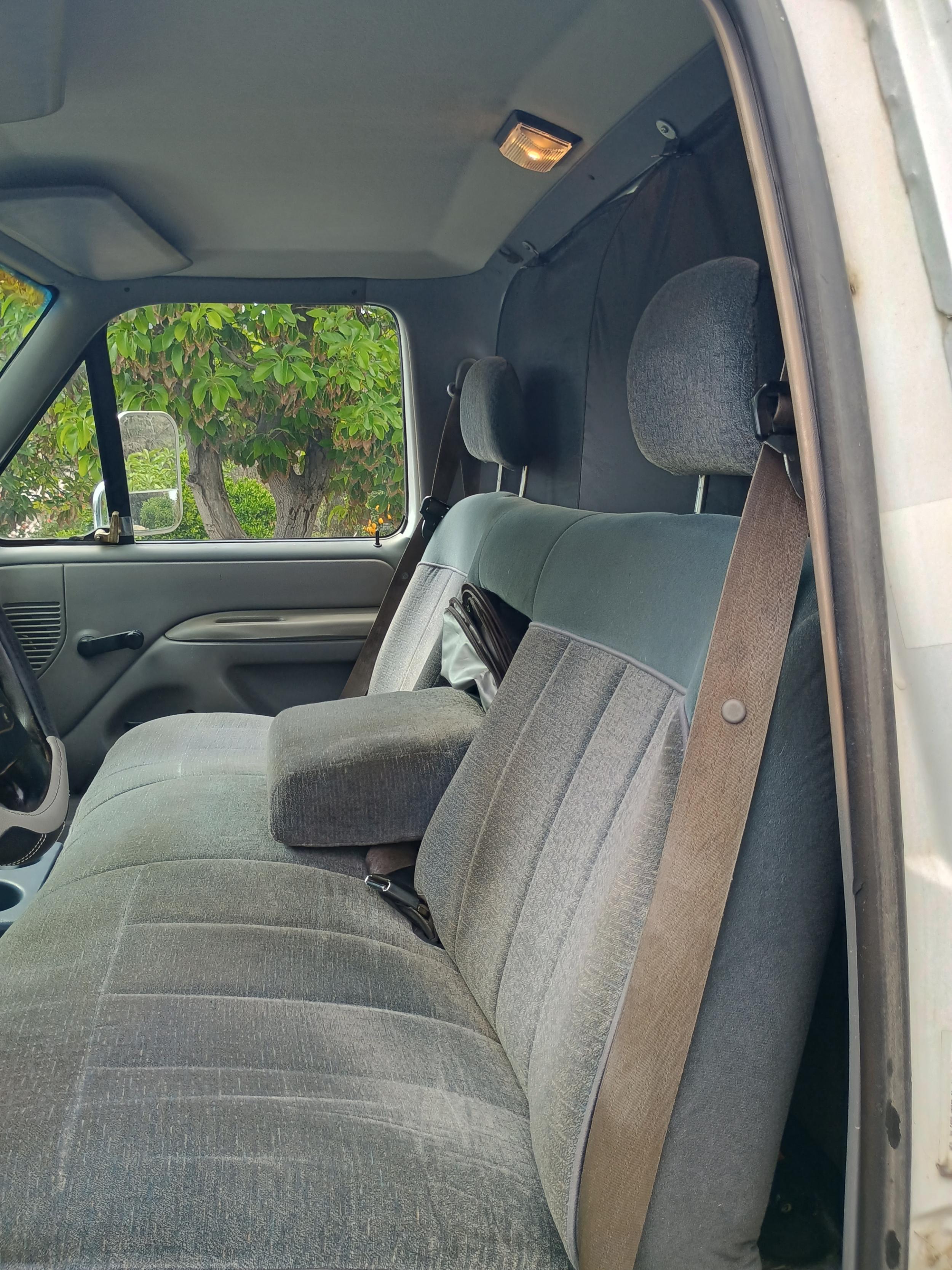 1997 Ford F-250 XL - 4