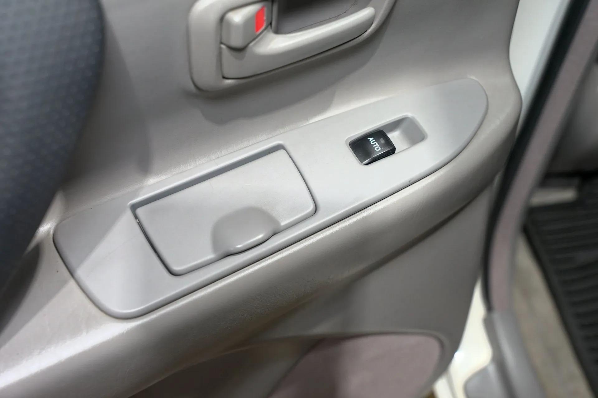 2005 Toyota Land Cruiser