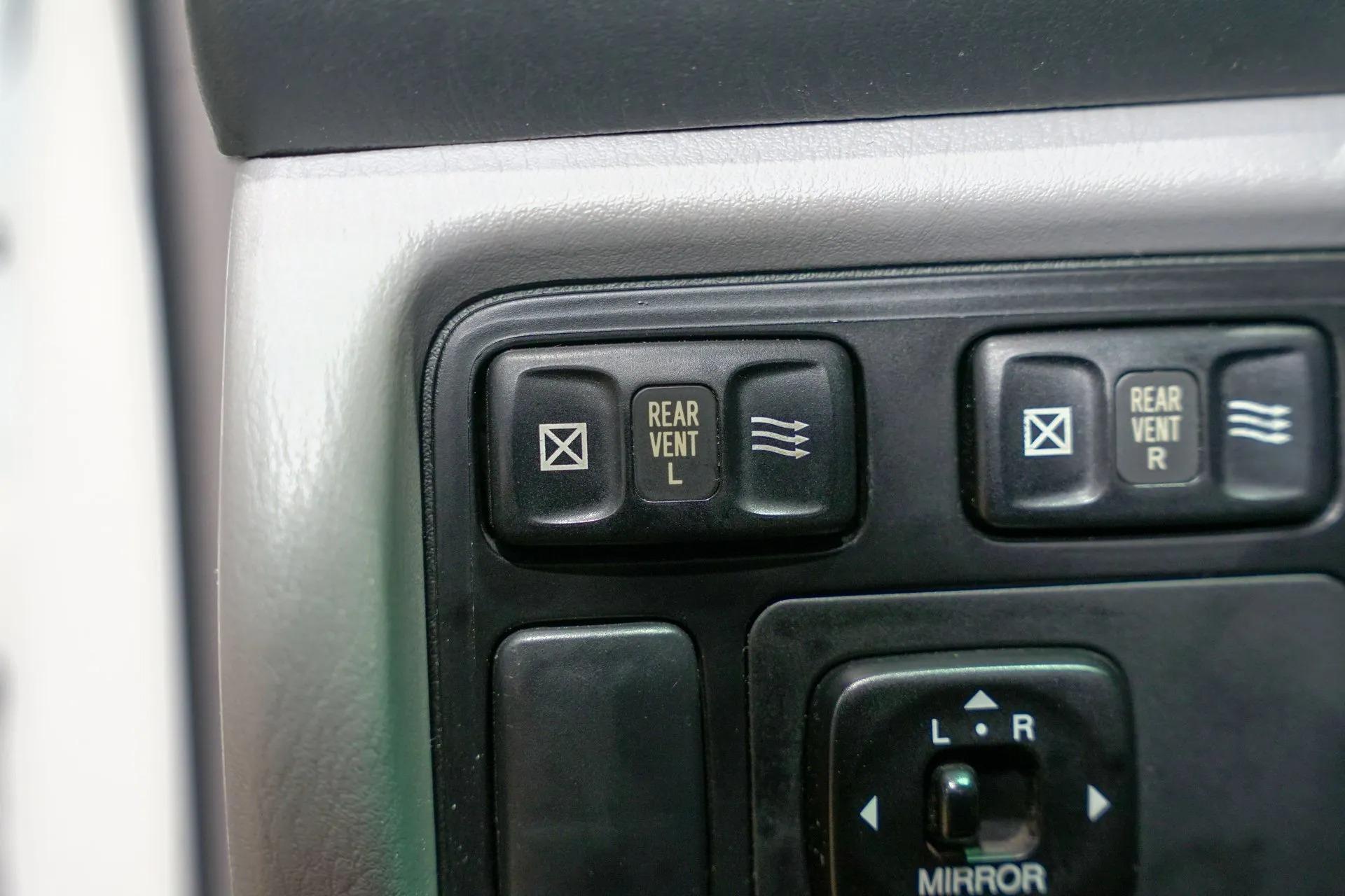 2005 Toyota Land Cruiser