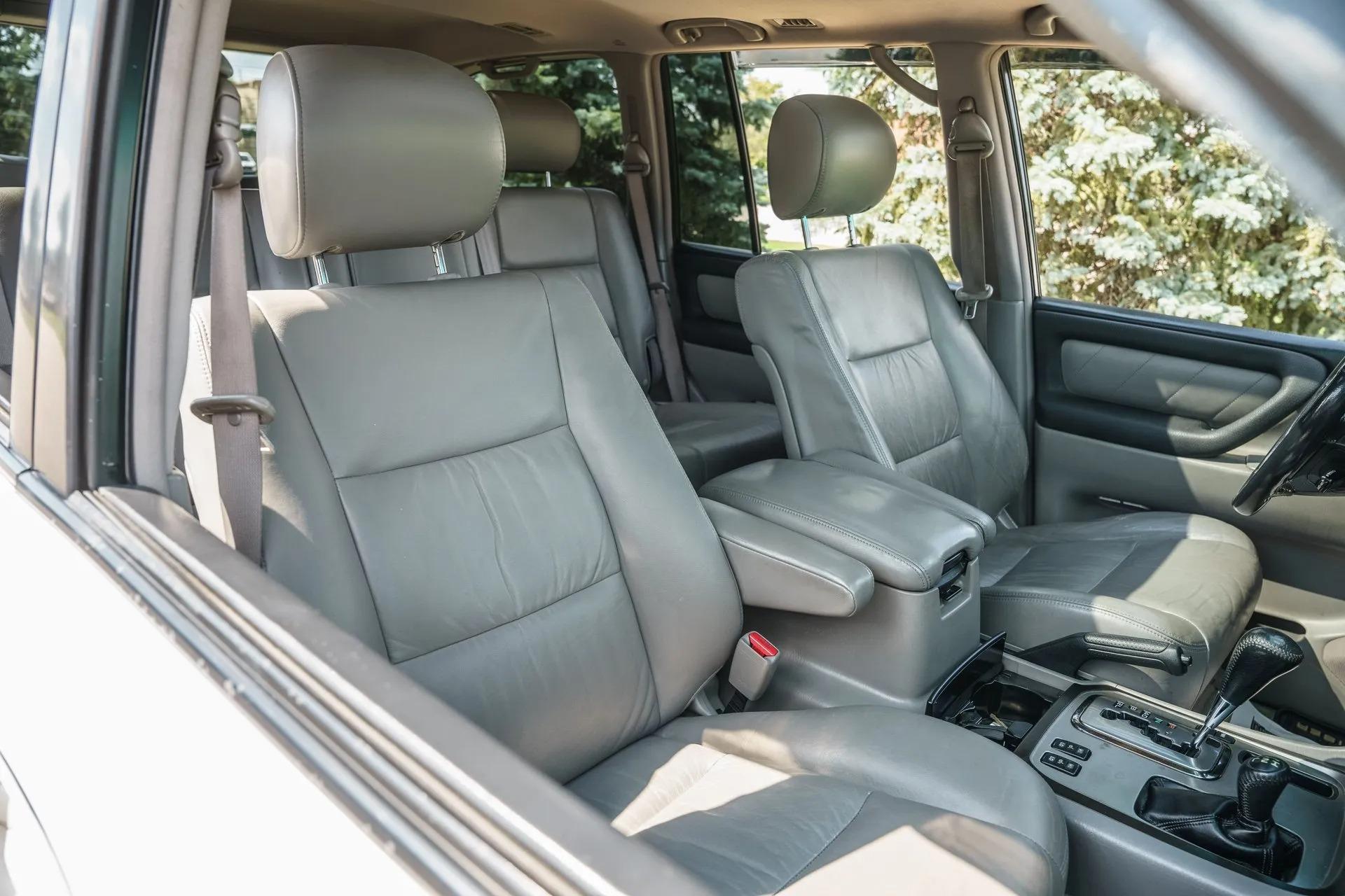 2005 Toyota Land Cruiser