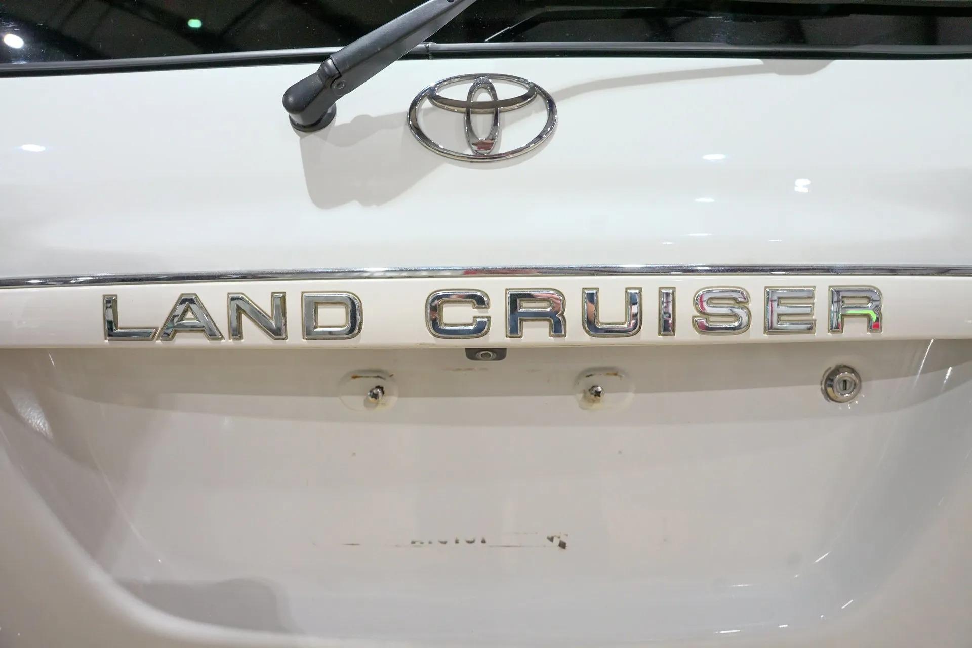 2005 Toyota Land Cruiser