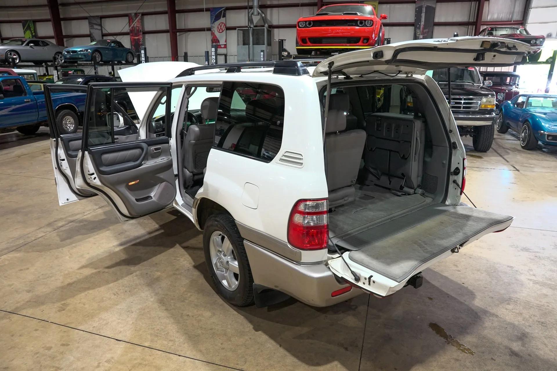2005 Toyota Land Cruiser