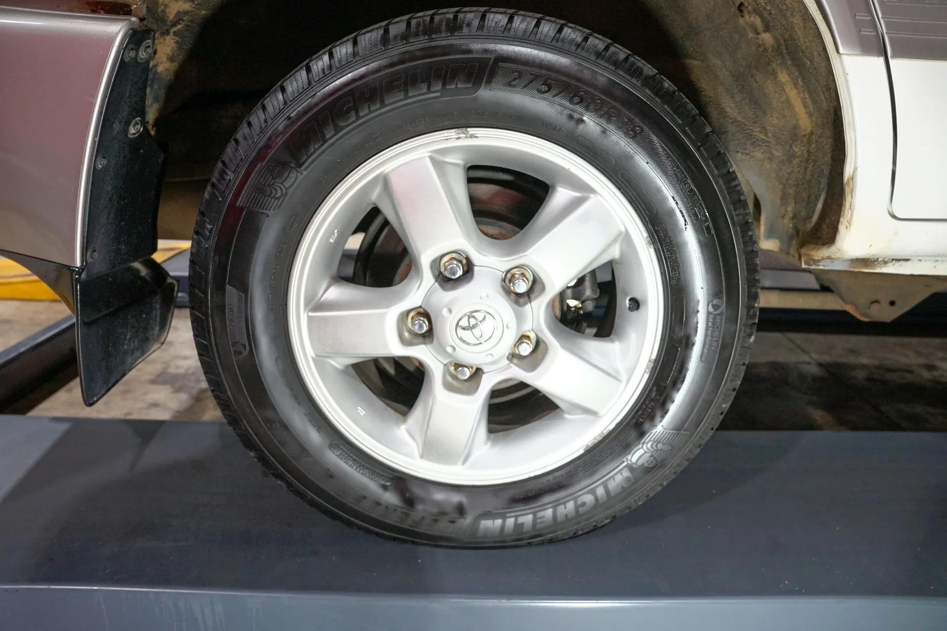 2005 Toyota Land Cruiser