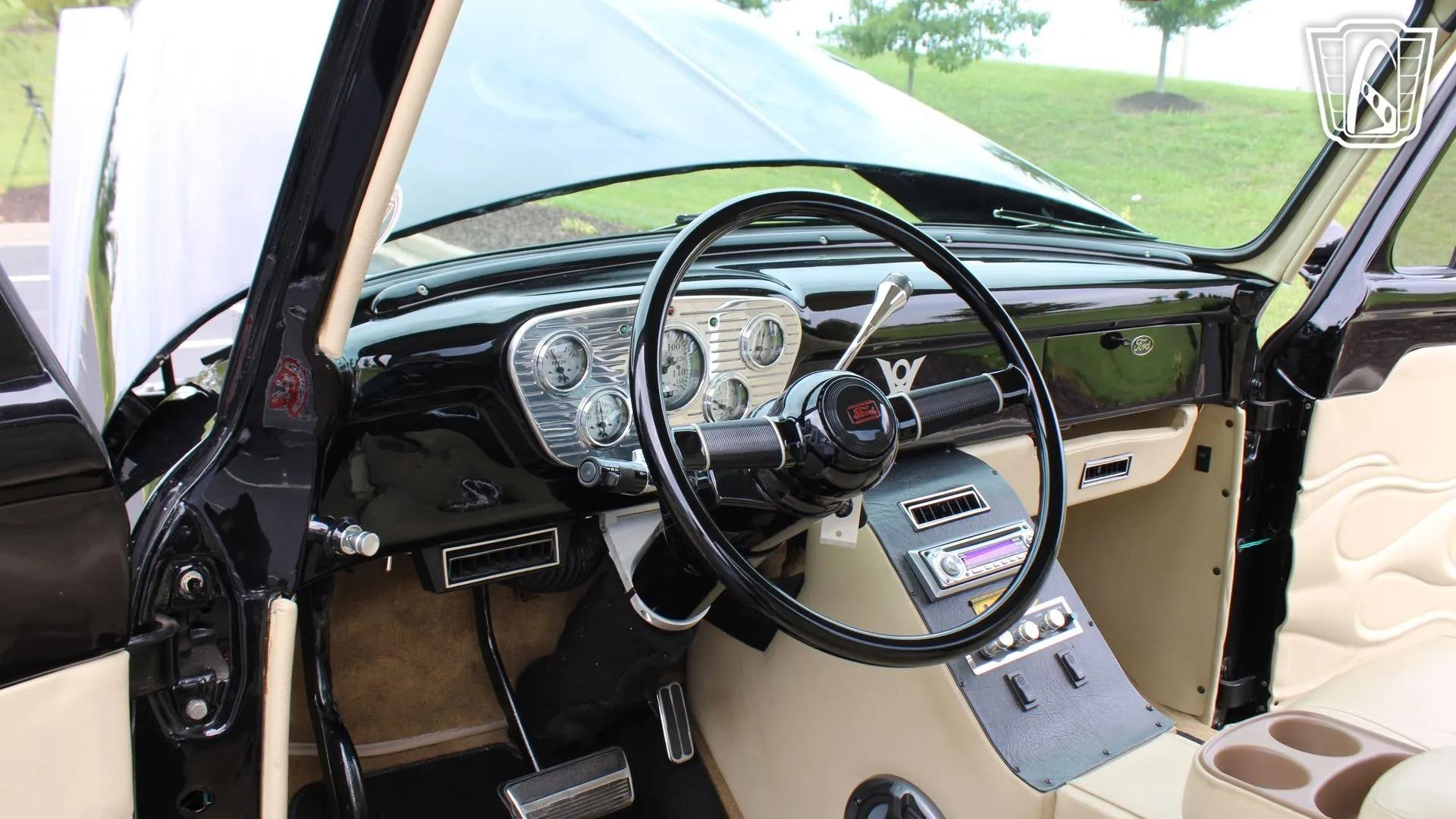 1953 Ford F-100